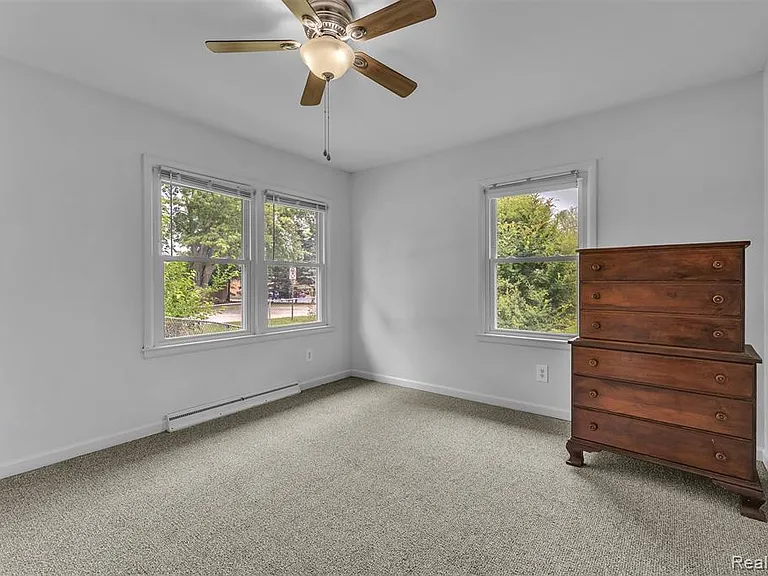 4918 Ainsley Ave — Photo 19