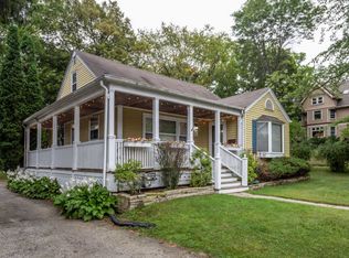 W64N743 Washington Ave, Cedarburg, WI 53012