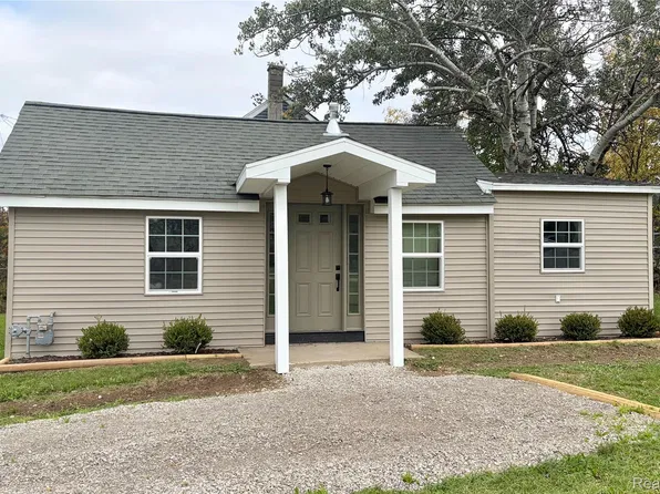 999 S Winter St, Adrian, MI 49221