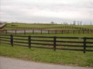 5001 Old Greenhill Rd, Bowling Green, KY 42103