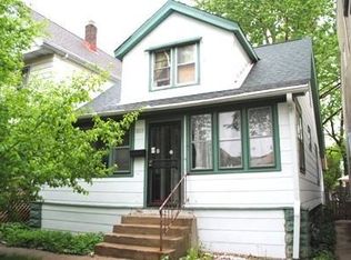 3013 S 9th St, Milwaukee, WI 53215