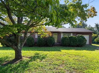 111 Cinder Nook Dr, Pickens, SC 29671