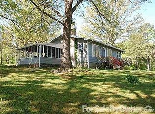 754 Lakeway Dr, Murray, KY 42071