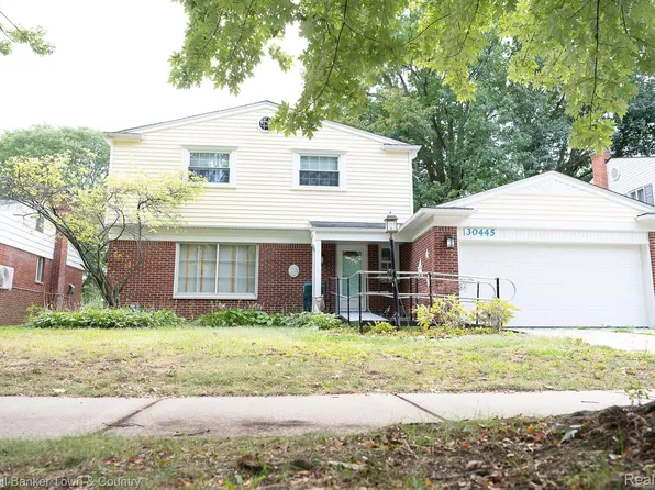 30445 Jeanine St, Livonia, MI 48152