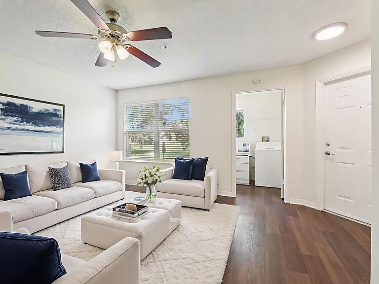 University Park Apartments — Photo 27