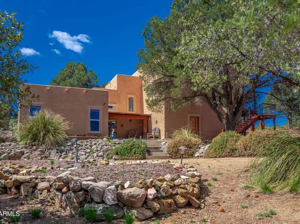 17129 W Buckhorn Drive, Peeples Valley, AZ 86332