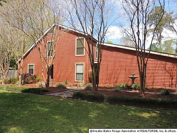 3rd image of 8291 Gwendolyn Dr