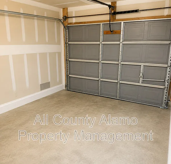 9023 Mountain Field Dr — Photo 26
