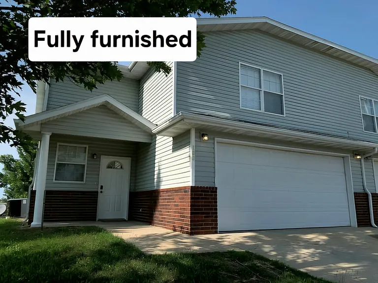 100 Hickory Ridge Dr — Photo 2