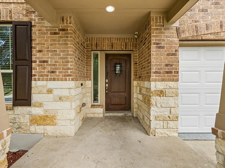 Maiden Grass Dr — Photo 4