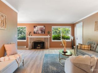 14531 Dayton Ave N APT 3, Shoreline, WA