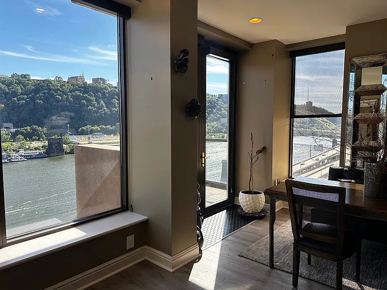 151 Fort Pitt Blvd #902 — Photo 9
