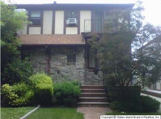 901 Travis Ave, Staten Island, NY 10314