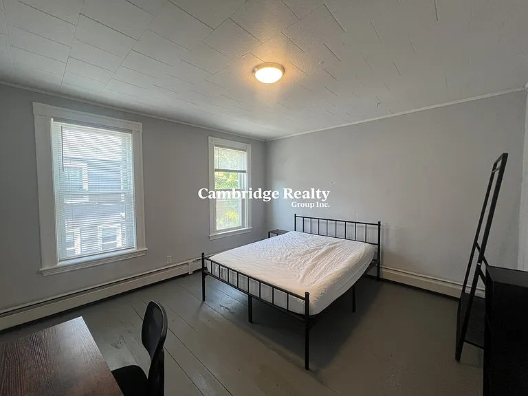 8 7th St #2M — Photo 11