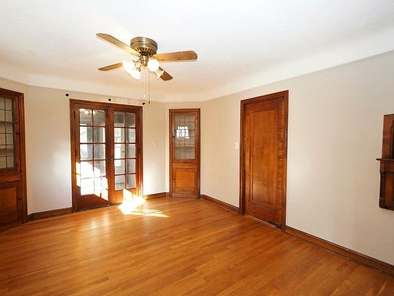 5th image of 3415 Superior Park Dr