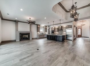 2413 Prestwick Dr, Midlothian, TX 76065