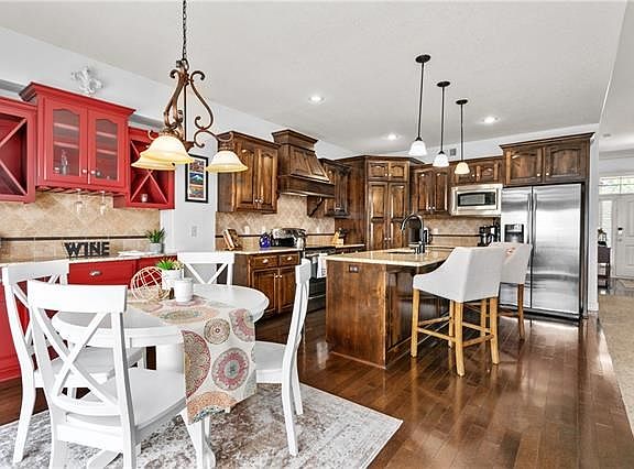 5th image of 8938 N Essex Dr