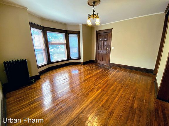 4th image of 447 Wealthy St SE APT 5