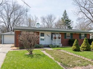 2820 Canterbury Rd, Ann Arbor, MI 48104