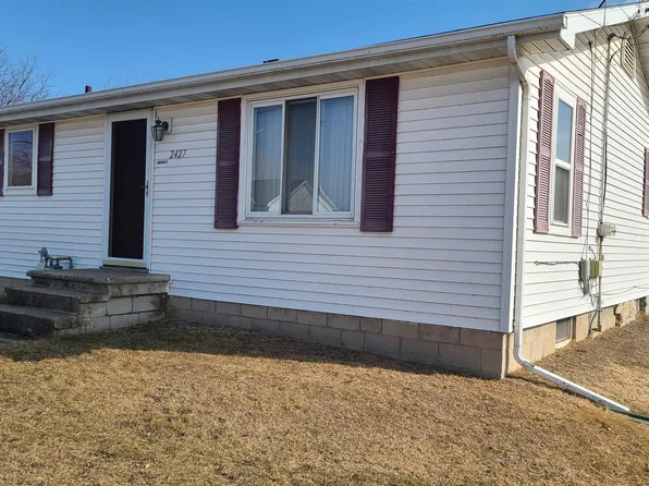 2427 Memorial Dr, Green Bay, WI 54303