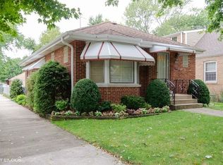 7100 N Merrimac Ave, Chicago, IL 60646