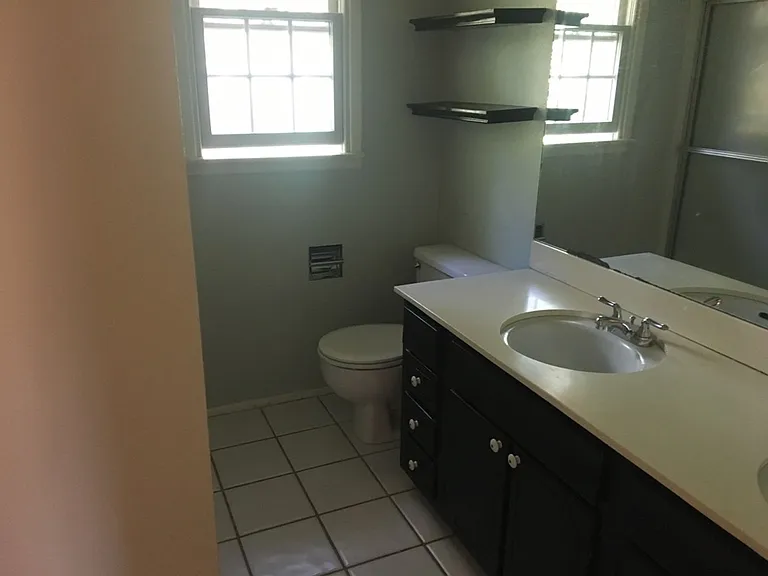 1319 N Aztec St — Photo 10