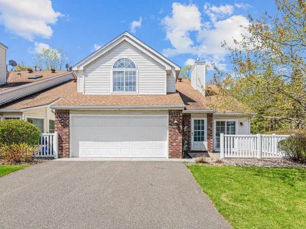 840 Old Town Dr, New Brighton, MN 55112