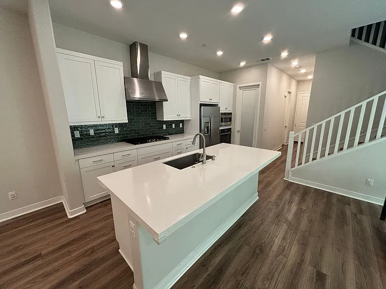 27272 Red Willow Ct — Photo 4
