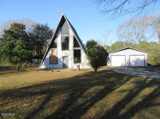12407 Fox Forrest Dr, Gulfport, MS 39503