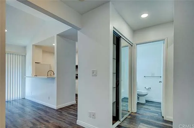 262 Streamwood — Photo 67