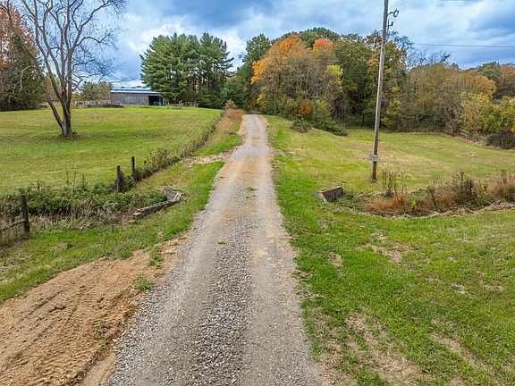 4th image of 650 Brown Hollow Rd