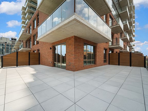 4th image of 395 Carroll St #733