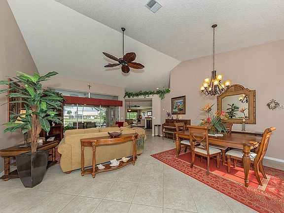 3rd image of 530 Lake Of The Woods Dr