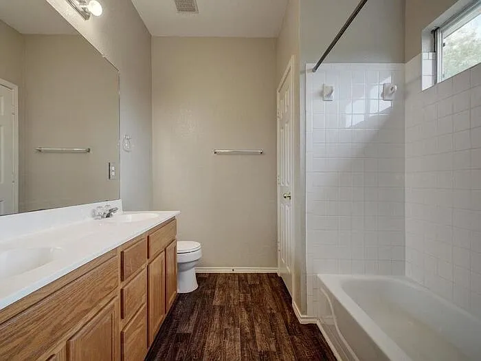 427 Territory Trl — Photo 12