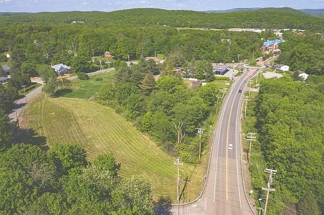 RT 55 / LAUER Road photo 1
