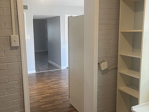5th image of 109 Belle Terre Dr #1