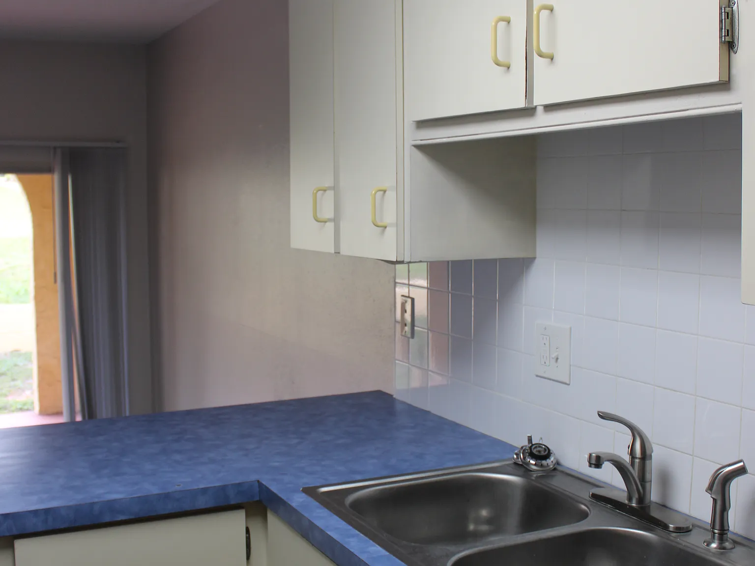 3 bed, 2.5 bath, 1356 sqft, $1,500 — Photo 4
