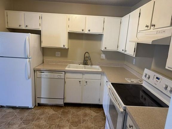 4th image of 1585 Cohansey St APT 104