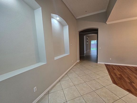 4th image of 9437 Leland Dr