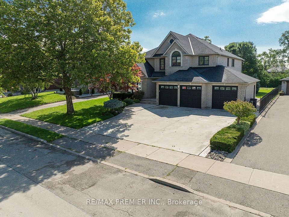 1st image of 27 Gaydon Ave