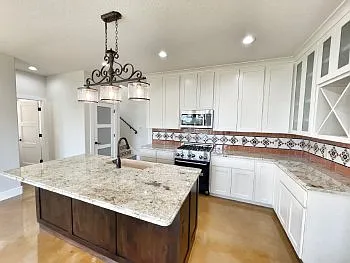 1690 Gruene Vineyard Xing — Photo 4