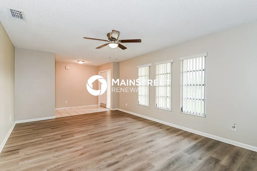4106 SW Santa Barbara Pl — Photo 3