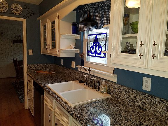 5th image of 3610 Shadycrest Dr