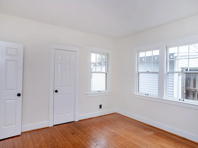 Maple Crest Ct — Photo 10