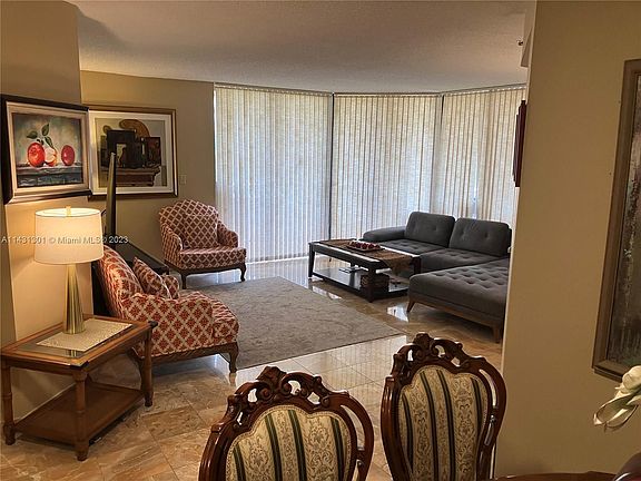 4th image of 15645 Collins Ave APT 602