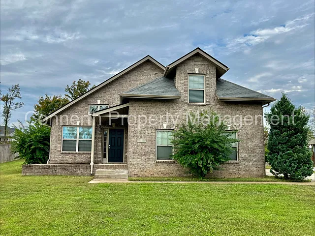 3 bed, 1662 sqft, $1,800 — Photo 1