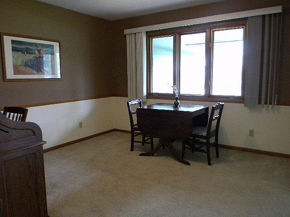 5th image of 2244 Jonquil Pl