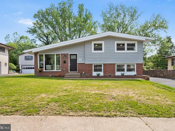 403 Sussex Blvd, Broomall, PA 19008
