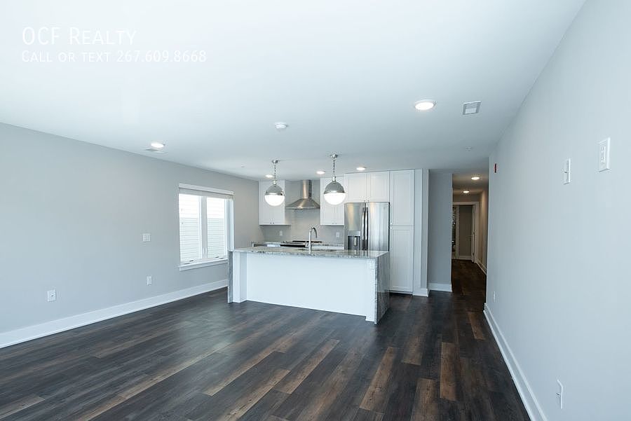 1st image of 830 N 20th St Unit 14