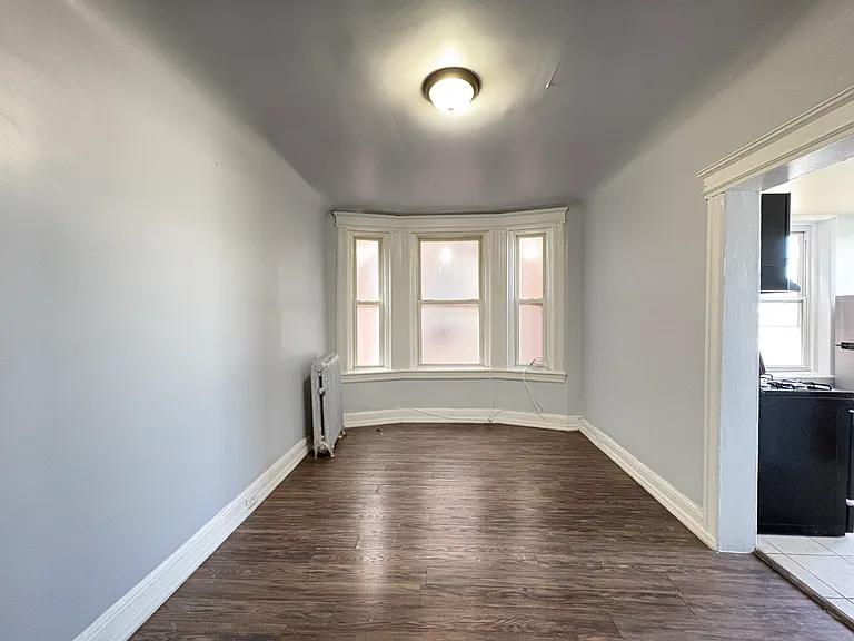 1199 1/2 Broad St #9 — Photo 2